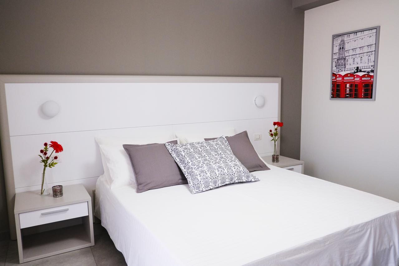 Sikania Casa Diamond Месина Екстериор снимка