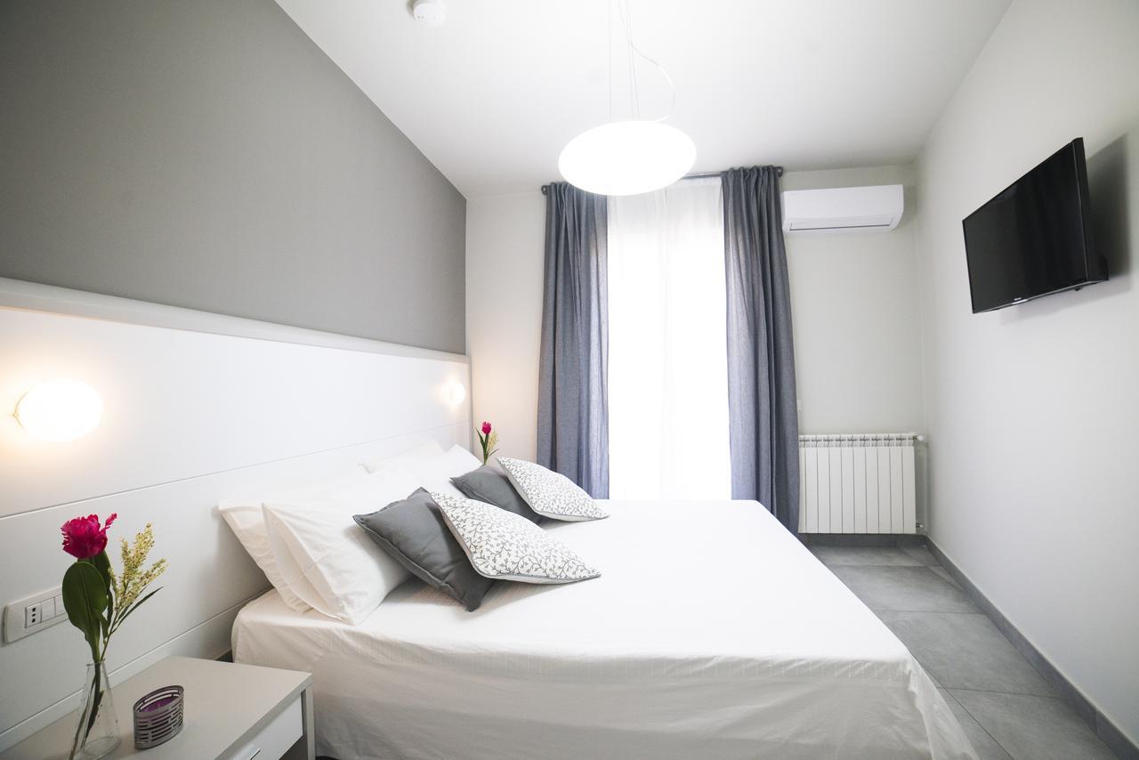 Sikania Casa Diamond Месина Екстериор снимка